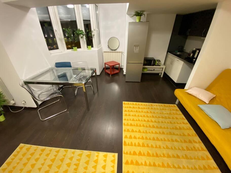 Green Apartment 43 Букурещ Екстериор снимка